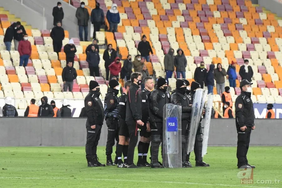 Yeni Malatyaspor Başkanı Adil Gevrek hakem Hüseyin Göçek'e saldırdı 13