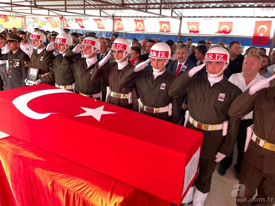 Şehit İstihkam Uzman Çavuş Taner Torun'un cenazesi Osmaniye'de defnedildi 8