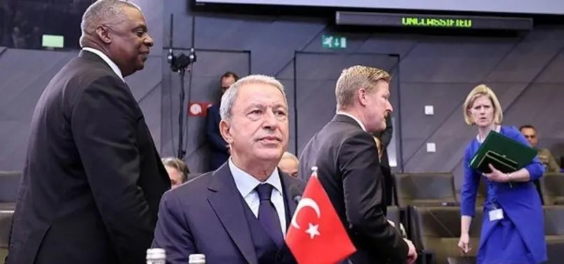 Milli Savunma Bakanı Hulusi Akar ABD, Almanya, Fransa ve İngiltere Savunma Bakanları ile görüştü