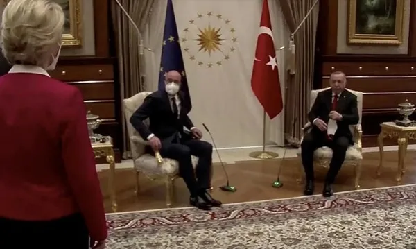 Son dakika: Bakan Çavuşoğlu'ndan AB ziyaretindeki protokol tartışmasıyla ilgili açıklama - 1