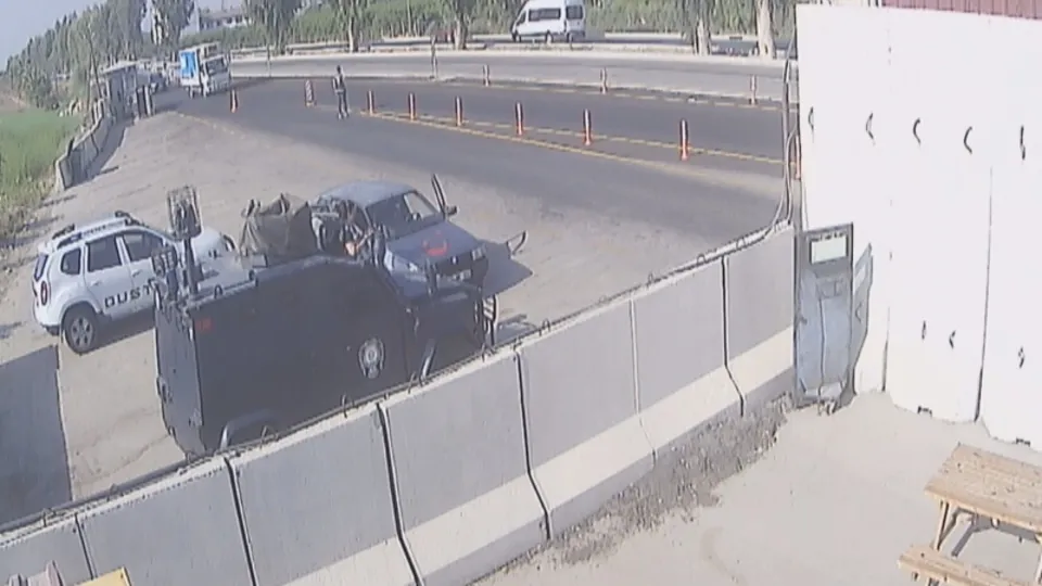 Doğuma giden kadına polis doğum yaptırdı