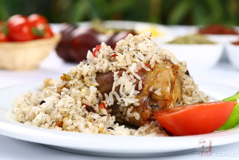 Ünlü pilavcıları tahtından edecek lezzet! Kokusuyla komşularınızı sıraya dizecek! Özbek pilavının eşsiz formülü... 5