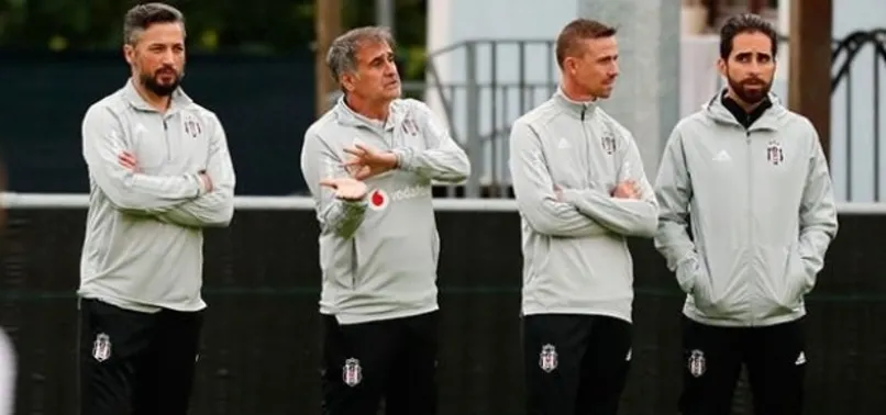 Beşiktaş'ta İlhan Mansız ile yollar ayrıldı