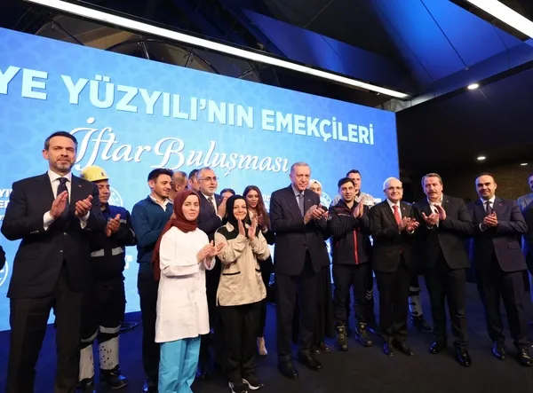 Başkan Erdoğan’dan Türkiye Yüzyılı’nın Emekçileri İftar Programı’nda önemli açıklamalar