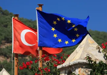 Avrupa Komisyonu, Türkiye'nin AB Büyükelçisi'ni çağırdı