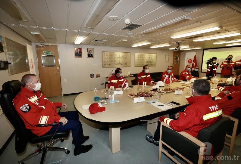 Başkan Erdoğan Fatih sondaj gemisinde incelemelerde bulundu! O talimatı bizzat verdi 16