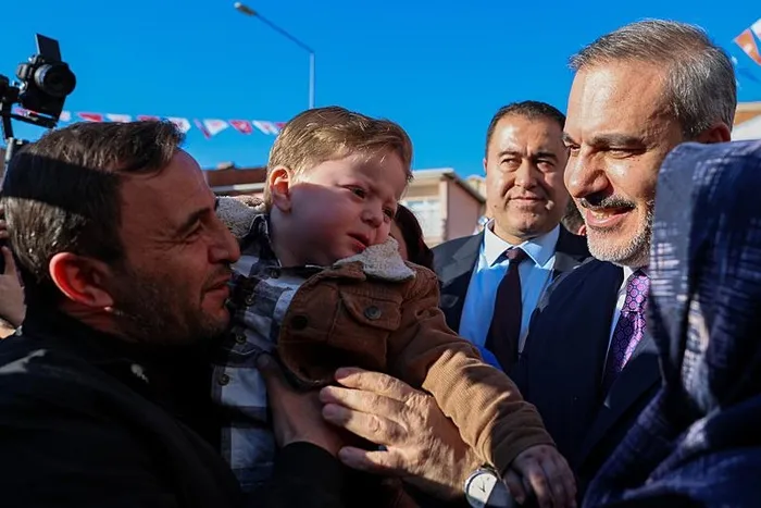 disisleri-bakani-fidan-net-konustu-tum-dunyada-baris-ve-istikrarin-savunucusu-olmaya-devam-ediyor-1710896282641.jpeg Dışişleri Bakanı Fidan net konuştu: Tüm dünyada barış ve istikrarın savunucusu olmaya devam ediyor - 7