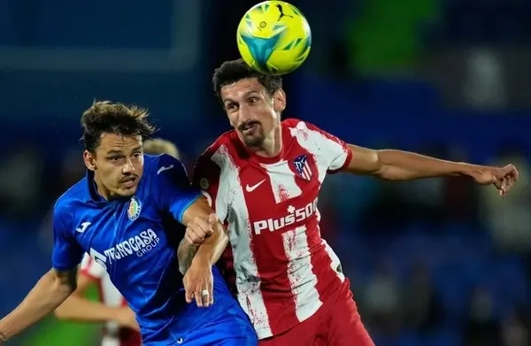 Fenerbahçe’ye ara transfer bombası! Dzeko devreye girdi...