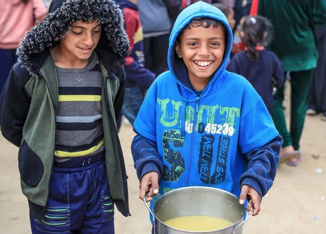 soykirim-itirafi-eski-mossad-yetkilisi-rami-igra-gazzede-4-yas-ustu-cocuklar-toplu-cezayi-hak-ediyor-1708095565788.jpg Soykırım itirafı | Eski Mossad yetkilisi Rami Igra: Gazze'de 4 yaş üstü çocuklar toplu cezayı hak ediyor