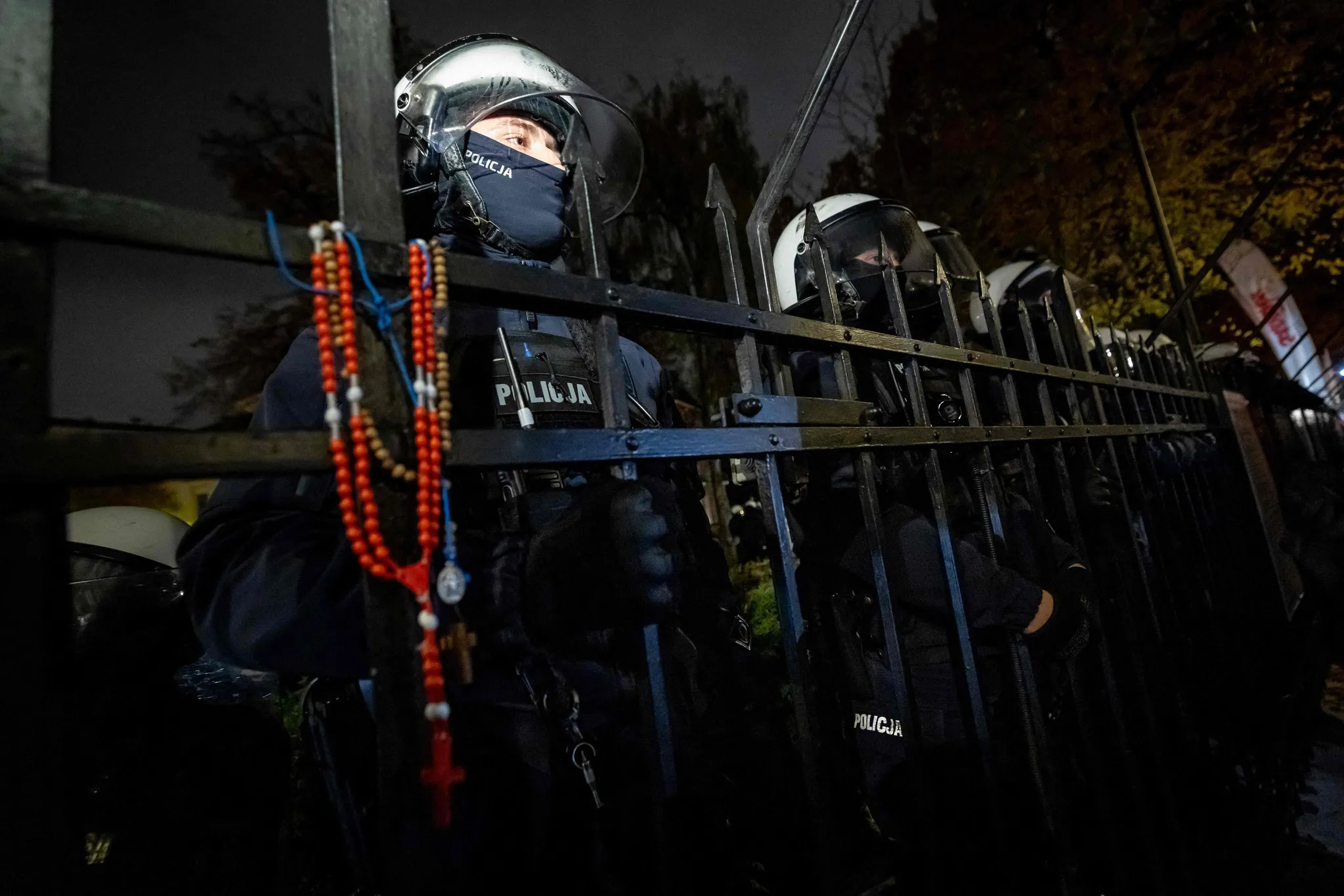 CANLI Polonya’da büyük kriz! Başbakan Tusk’tan Anayasa Mahkemesi’ne polis baskını