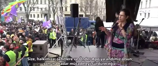 Koalisyonun 7. ortağı Almanya’da PKK etkinliğine katıldı! HDP’li Sezai Temelli seçimler üzerinden teröristbaşı Öcalan’a selam gönderdi