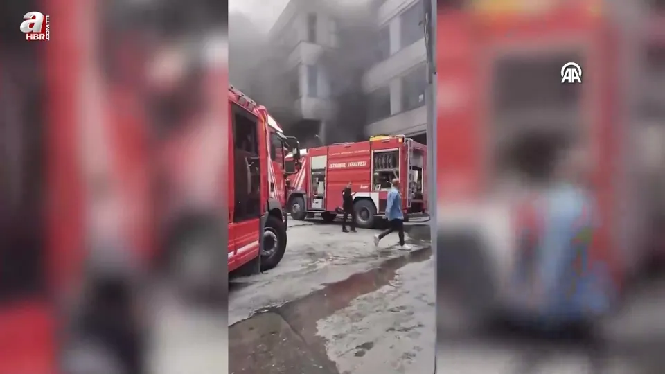 Eyüpsultan’da plastik deposunda çıkan yangına müdahale edildi