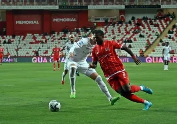 Antalyaspor: 4 - Hatayspor: 1 (MAÇ SONUCU ÖZET)