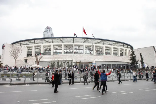 Beşiktaş başkanlık seçimi CANLI İZLE ASPOR | 2023 BJK seçimi sonucu açıklandı? Başkan kim oldu, adaylar kaç oy aldı?