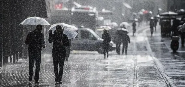 istanbul-icin-sari-alarm-verildi-meteorolojiden-39-kent-icin-uyari-yagmur-ve-firtina-geliyor-hafta-sonu-hava-n-1668676969556.jpg