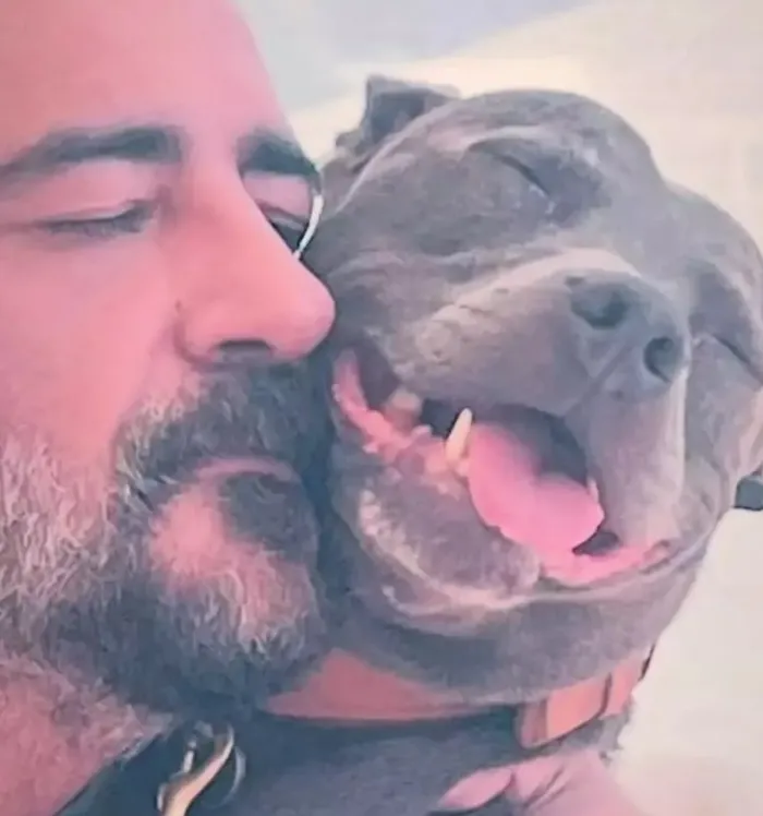 celil-nalcakanin-aci-gunu-12-yillik-dostuna-veda-etti-1769682191140.jpg Kaynak: Instagram