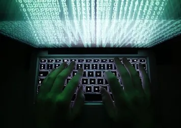 Sanat dünyasında hacker paniği