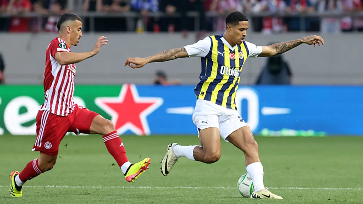 Tur İstanbul'a kaldı! Fenerbahçe Atina'da Olympiakos'a mağlup oldu
