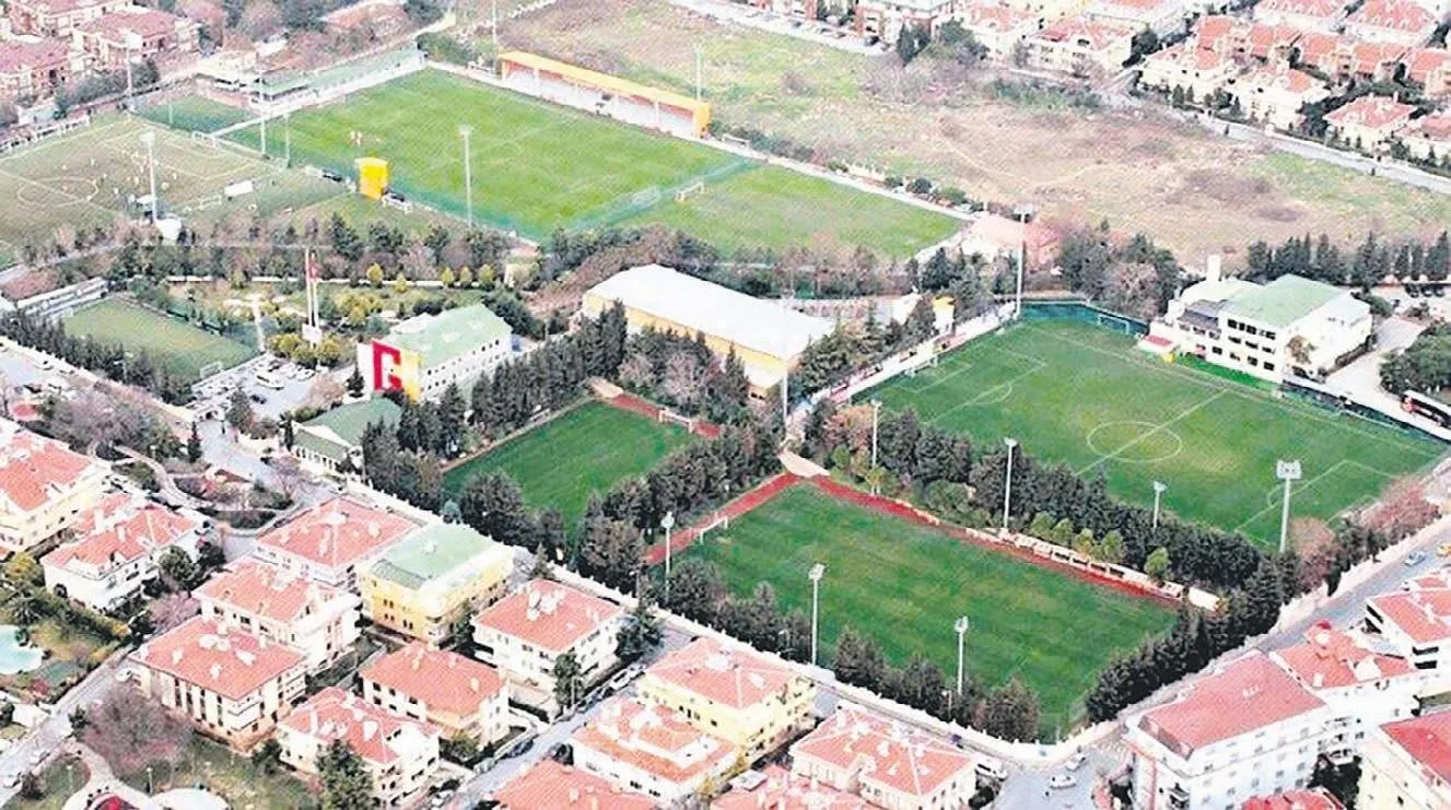Galatasaray Sozunde Durmadi Florya Arazisi