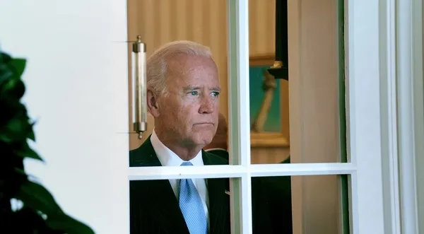 bideni-korku-sardi-cumhuriyetciler-haftaya-kazanirsa-beni-gorevden-alacak-1667582964347.jpg Biden'ı korku sardı: Cumhuriyetçiler haftaya kazanırsa beni görevden alacak - 2