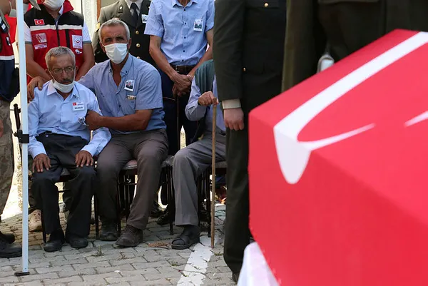 Pençe-Kaplan Operasyonu bölgesinde şehit düşen Süleyman Ural son yolculuğuna uğurlandı - 3