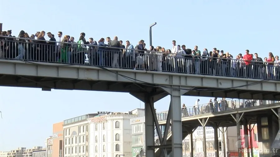 İBB vatandaşı canından bezdirdi! İstanbul’da vatandaşa metrobüs eziyeti 17