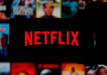 Netflix'ten bu kez de Selahattin Demirtaş güzellemesi! Terörden hapis yatan HDP'linin Seher adlı kitabına reklam