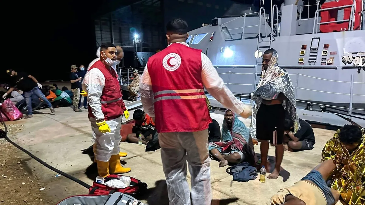 Libya açıklarında 95 göçmeni taşıyan 2 tekne alabora oldu! En az 4 ölü