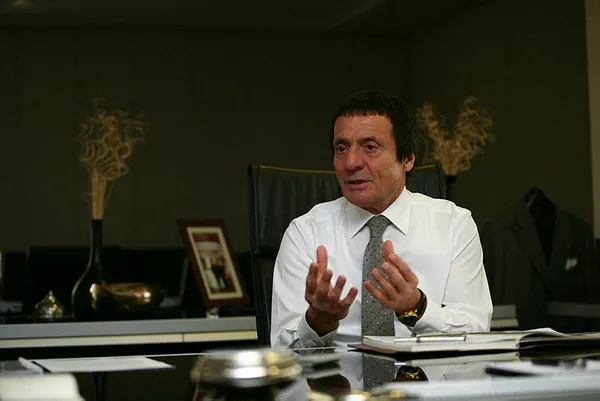 Ahmet Nazif Zorlu: Yerli otomobile... - 1