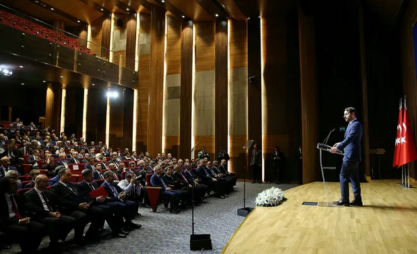 Bakan Berat Albayrak: Altı başlıkta KDV ve ÖTV indirimlerini uygulamaya alıyoruz