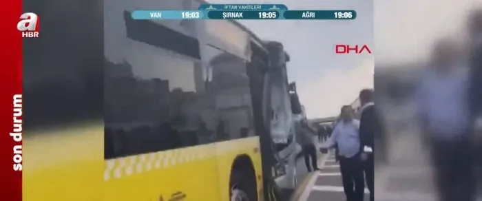 Son dakika: İstanbul’da 2 metrobüs kafa kafaya çarpıştı! İşte kazanın nedeni