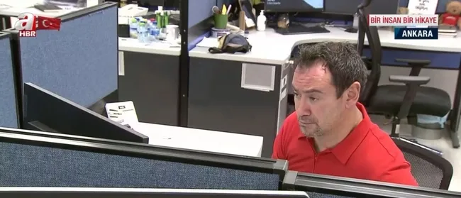 turkiyenin-ilk-uzay-muhendisi-beyin-felciyle-dogan-turgay-karakasin-basarilarla-dolu-hayati-a-haberde-1666002220046.jpg Türkiye’nin ilk uzay mühendisi! Beyin felciyle doğan Turgay Karakaş’ın başarılarla dolu hayatı A Haber’de - 3