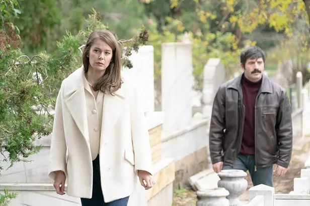 Camdaki Kız bu akşam neden yok? Camdaki kız final mi yaptı, neden yayınlanmıyor? 13 Ocak Kanal D yayın akışı...