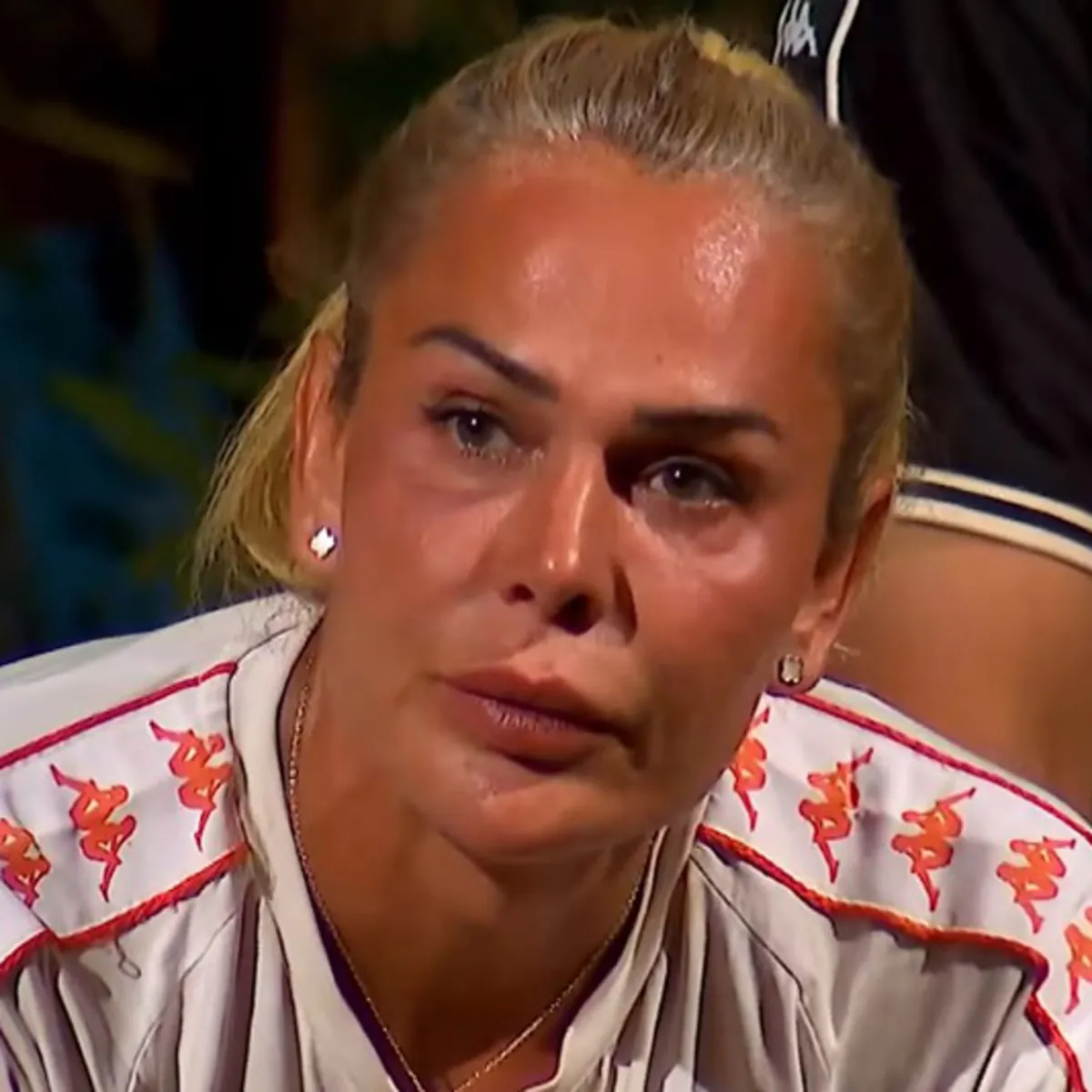 Serenay'a saldıran Nagihan Karadere'ye ağır yaptırım