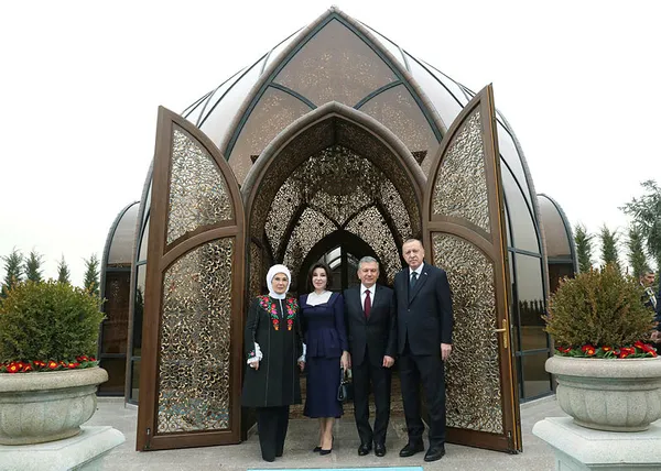 Başkan Erdoğan, Özbekistan Cumhurbaşkanı Mirziyoyev ile görüştü - 1