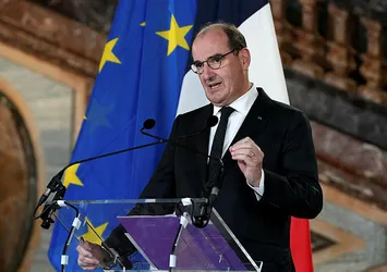 Fransa Başbakanı Jean Castex’in Kovid-19 testi pozitif!