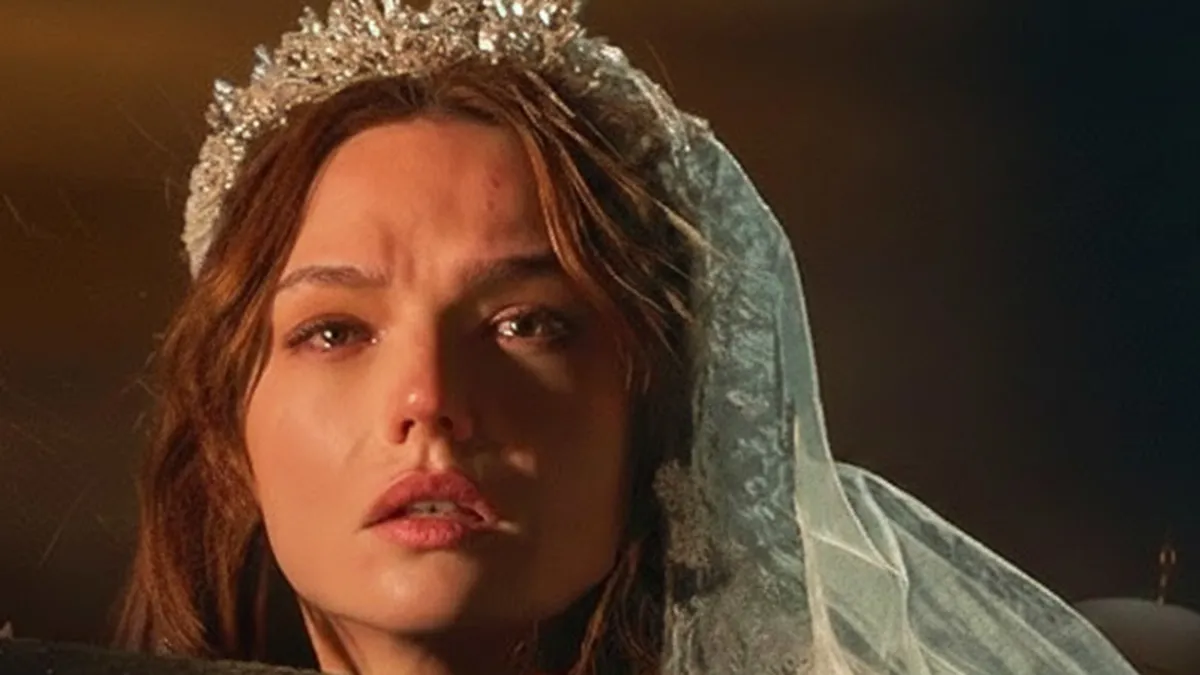 Aşk mı fedakarlık mı? "Aynı Yağmur Altında"da zor karar