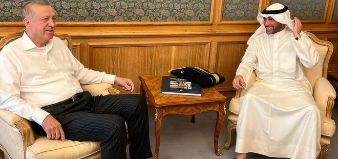 Reis ile görüşme şerefine nail oldum: Kuveyt Meclis Başkanı Marzouq Al-Ghanim Başkan Erdoğan ile Mekke’de buluştu
