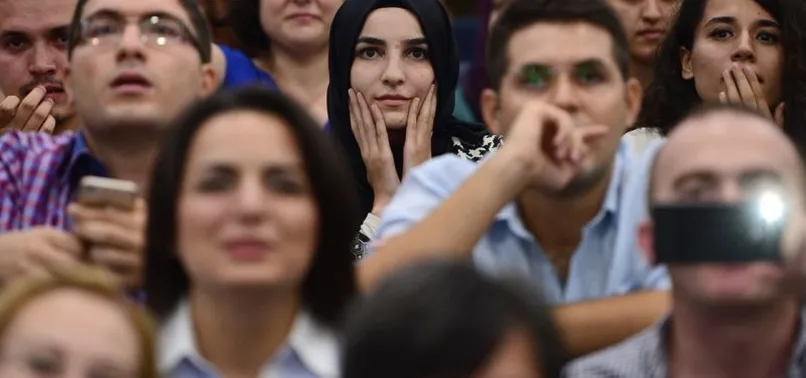 Gözler MEB'de! Ücretli öğretmenlik başvuru sonuçları açıklandı mı? 2021-2022 ücretli öğretmenlik maaşı ne kadar?