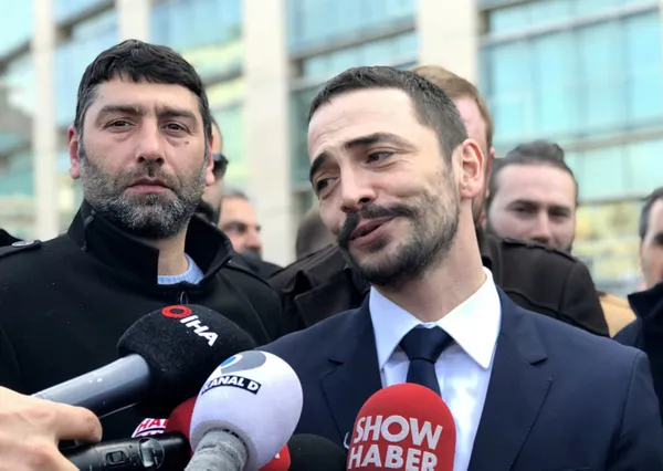 son-dakika-sarkici-silayi-darp-davasinda-karar-belli-oldu-ahmet-kurala-1-yil-4-ay-hapis-1626269000814.jpg Son dakika: Şarkıcı Sıla’yı darp davasında karar belli oldu! Ahmet Kural’a 1 yıl 4 ay hapis - 2