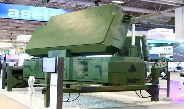 Savunma Sanayii Başkanı İsmail Demir’den milli radar müjdesi! İlki Hava Kuvvetleri’ne teslim edildi