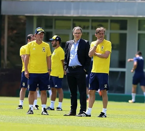 Cocu istedi Comolli bitiriyor