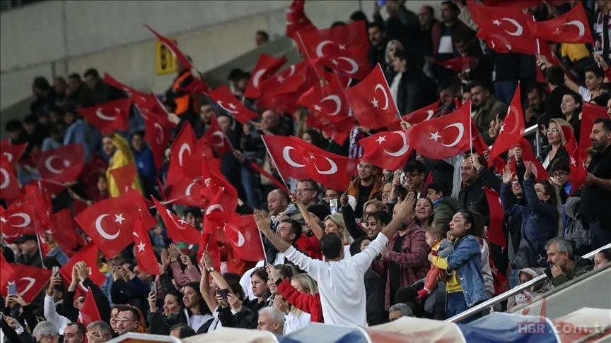 Türkiye-Macaristan bugün saat kaçta? UEFA Uluslar Ligi play-off Türkiye maçı hangi kanalda, şifresiz mi? 5