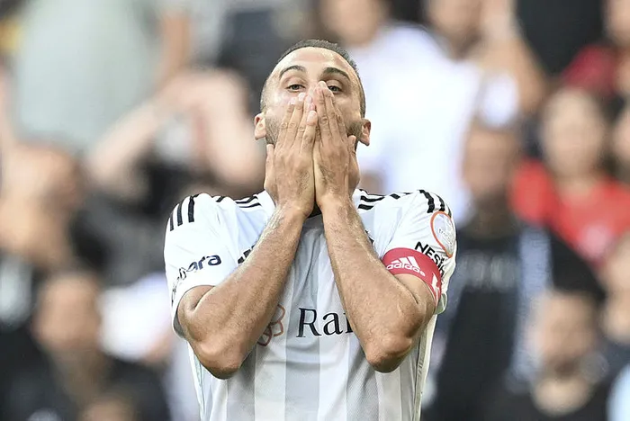 Son dakika | Fenerbahçe Cenk Tosun'u resmen açıkladı - 3