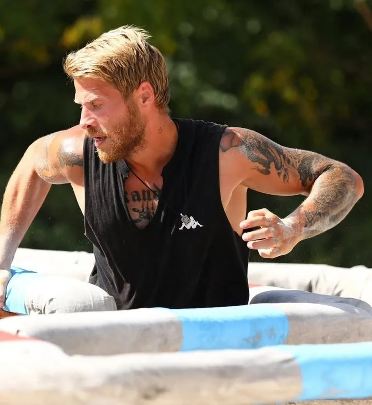 Aleyna’dan uzak dur demişti! Survivor Yunus Emre’nin eşinden olay paylaşım