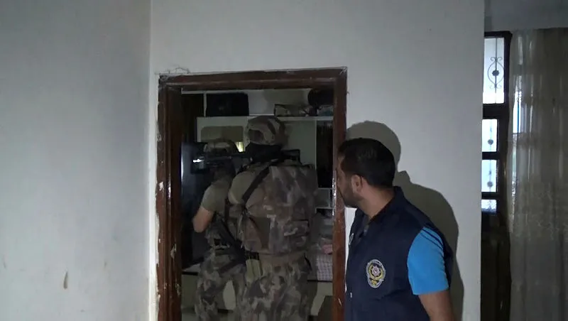 Otoyolda fuhuş vaadiyle dolandırıcılık yapanlara operasyon: 42 gözaltı - 2