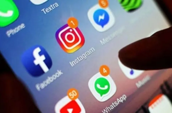 Instagram Whatsapp ve Facebook neden çöktü? Basit bir hata nedeniyle milyonlar etkilendi iddiası! Whatsapp’a neden girilemedi?