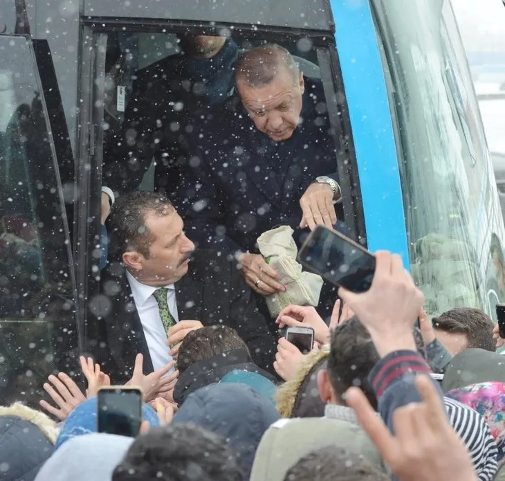 Başkan Erdoğan'a Erzurum'da sıcak karşılama