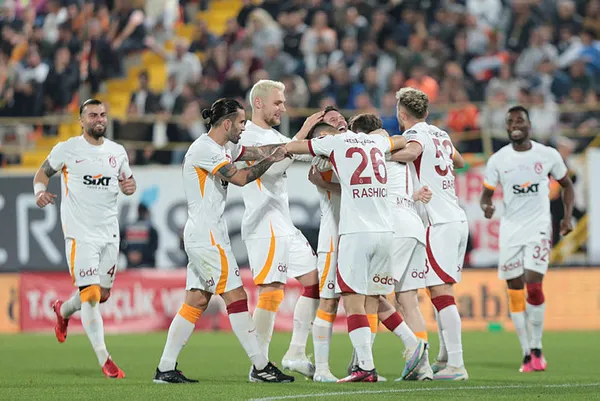 Mauro Icardi sakatlandı mı? Icardi neden Alanyaspor maçında oyundan çıktı? Açıklama geldi...