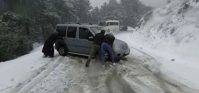 Kazdağları'nda kar yağışı! Mahsur kaldılar
